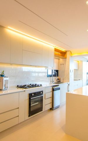 Apartamento para alugar com 130m², 3 quartos e 2 vagasCozinha