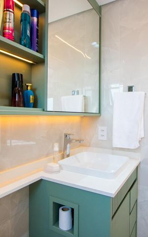 Apartamento para alugar com 130m², 3 quartos e 2 vagasBanheiro do quarto 2