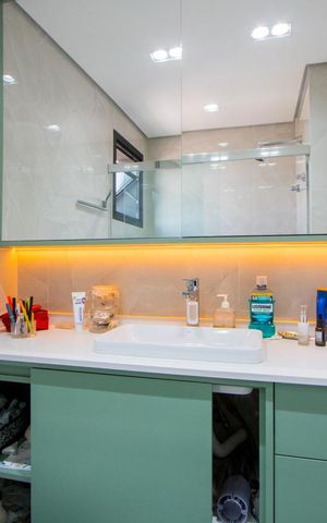 Apartamento para alugar com 130m², 3 quartos e 2 vagasBanheiro do quarto 1
