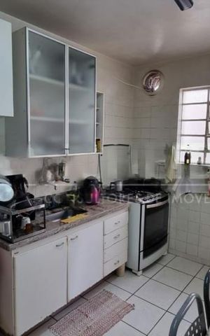 Casa à venda com 260m², 3 quartos e 2 vagas