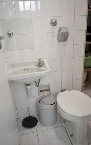 Apartamento para alugar com 106m², 3 quartos e 1 vagaÁrea de Serviço - banheiro