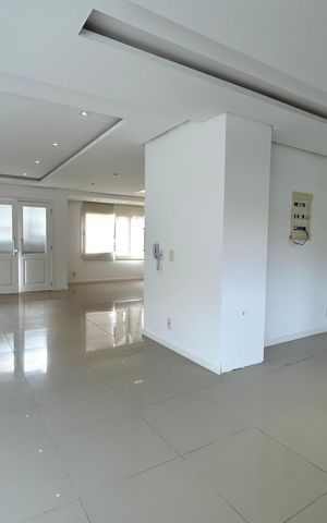 Casa de condomínio para alugar com 195m², 4 quartos e 2 vagasSala