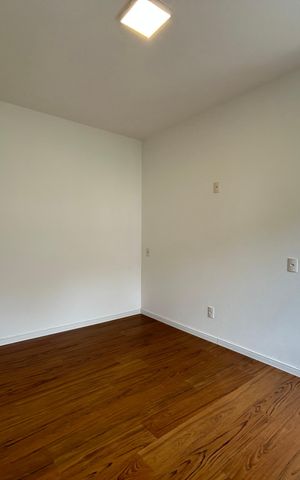 Casa de condomínio para alugar com 195m², 4 quartos e 2 vagasSuíte 2