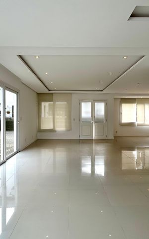 Casa de condomínio para alugar com 195m², 4 quartos e 2 vagasSala