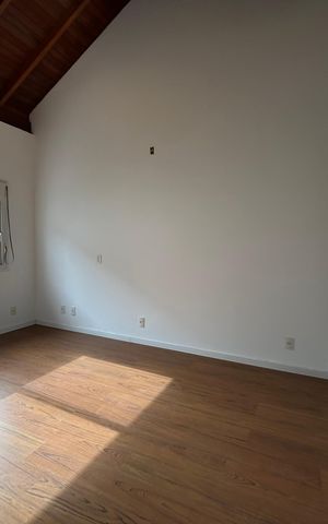 Casa de condomínio para alugar com 195m², 4 quartos e 2 vagasSuíte 4