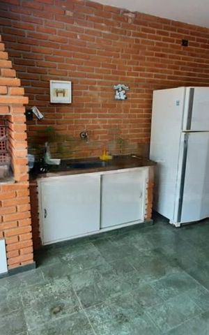 Casa à venda com 190m², 3 quartos e 4 vagas