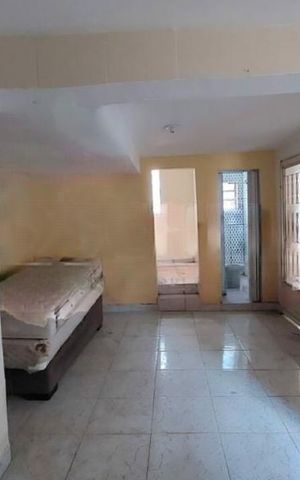 Casa à venda com 105m², 2 quartos e 1 vaga