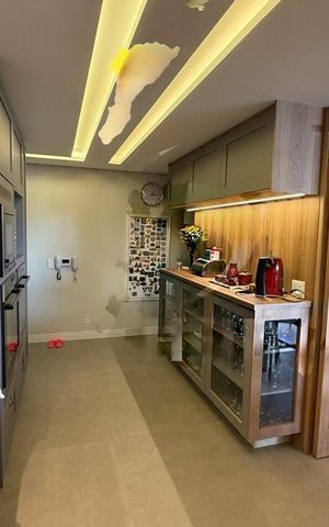 Apartamento à venda com 250m², 4 quartos e sem vaga