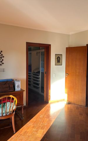 Casa de condomínio à venda com 290m², 3 quartos e 2 vagasQuarto 2