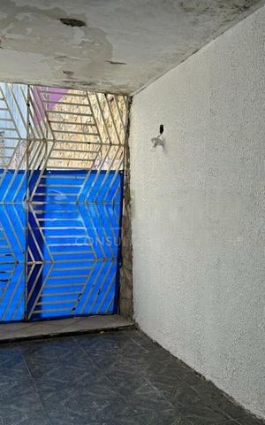 Casa à venda com 180m², 3 quartos e 8 vagas