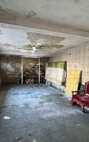 Casa à venda com 180m², 3 quartos e 8 vagas
