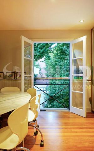 Casa à venda com 530m², 4 quartos e 4 vagas