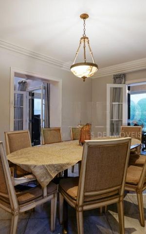 Casa à venda com 530m², 4 quartos e 4 vagas
