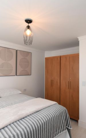Casa à venda com 211m², 3 quartos e 3 vagasQuarto 2