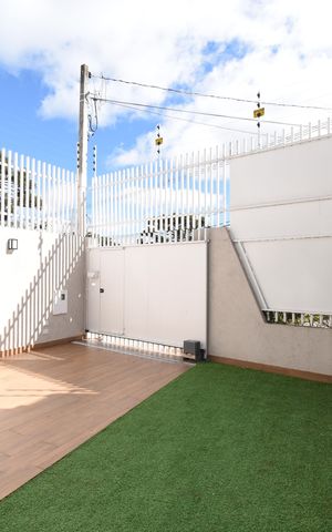 Casa à venda com 211m², 3 quartos e 3 vagasVaranda