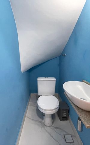 Casa à venda com 110m², 2 quartos e 2 vagas Casa à venda com 110m², 2 quartos e 2 vagasLavabo