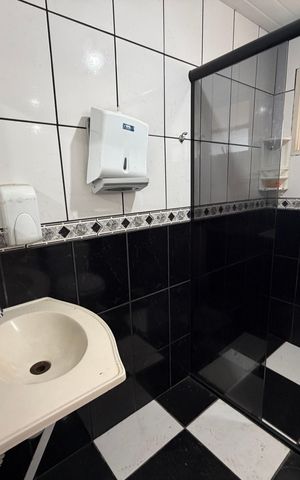 Casa à venda com 496m², 4 quartos e 4 vagasBanheiro - Edícula