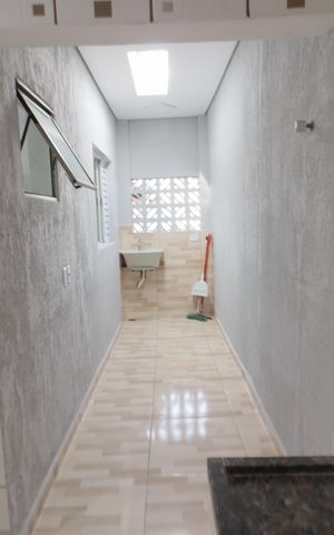 Casa à venda com 100m², 2 quartos e sem vagaÁrea de Serviço