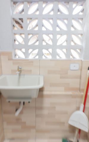 Casa à venda com 100m², 2 quartos e sem vagaÁrea de Serviço