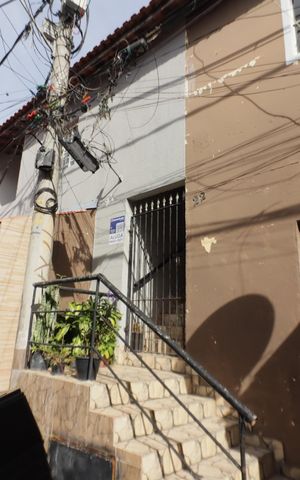 Casa à venda com 100m², 2 quartos e sem vagaFachada