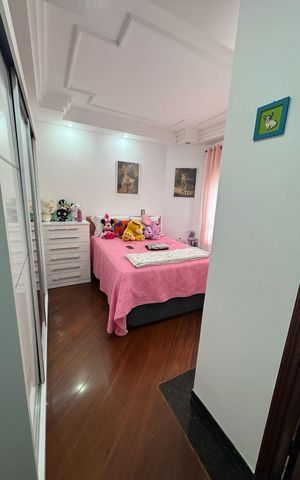 Apartamento à venda com 242m², 4 quartos e 3 vagas Apartamento à venda com 242m², 4 quartos e 3 vagasQuarto