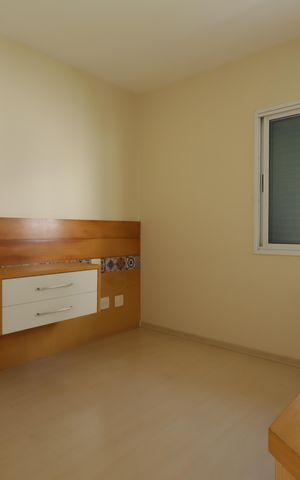 Casa de condomínio à venda com 245m², 4 quartos e 3 vagasSuíte 2