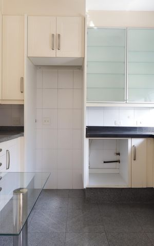 Casa de condomínio à venda com 245m², 4 quartos e 3 vagasCozinha