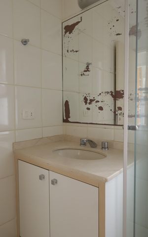 Casa de condomínio à venda com 245m², 4 quartos e 3 vagasBanheiro