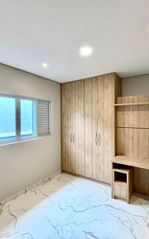 Casa à venda com 231m², 4 quartos e 3 vagas Casa à venda com 231m², 4 quartos e 3 vagasQuarto 2