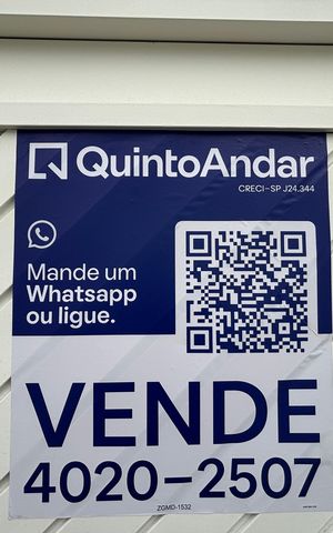 Casa à venda com 231m², 4 quartos e 3 vagas Casa à venda com 231m², 4 quartos e 3 vagasFachada
