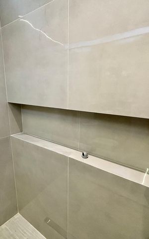 Casa à venda com 231m², 4 quartos e 3 vagas Casa à venda com 231m², 4 quartos e 3 vagasBanheiro da Suíte 1