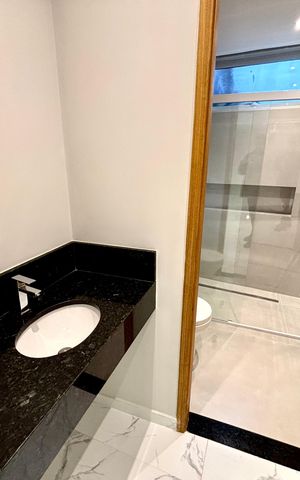 Casa à venda com 231m², 4 quartos e 3 vagas Casa à venda com 231m², 4 quartos e 3 vagasBanheiro 1
