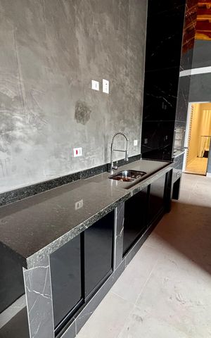 Casa à venda com 231m², 4 quartos e 3 vagas Casa à venda com 231m², 4 quartos e 3 vagasÁrea gourmet