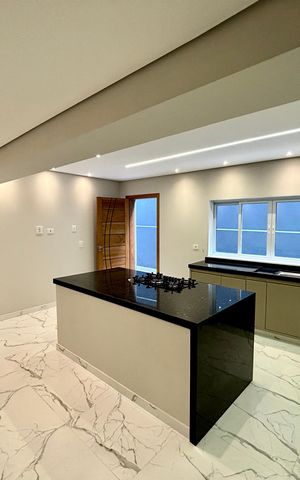 Casa à venda com 231m², 4 quartos e 3 vagas Casa à venda com 231m², 4 quartos e 3 vagasCozinha