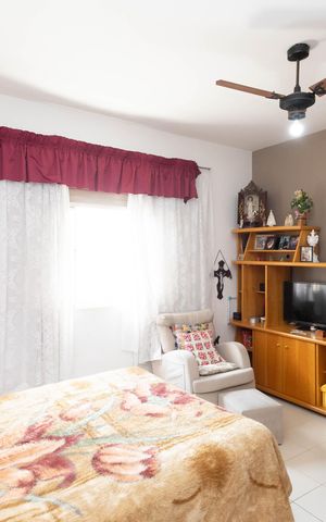 Casa para alugar com 286m², 5 quartos e 4 vagas Casa para alugar com 286m², 5 quartos e 4 vagasSuíte