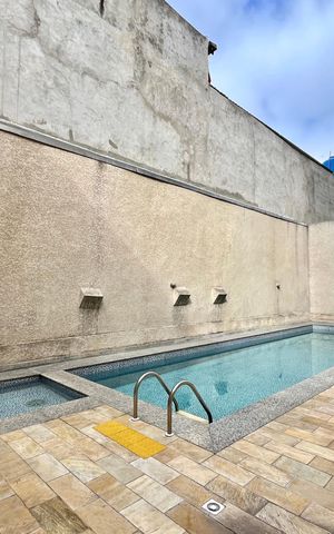 Apartamento à venda com 33m², 2 quartos e sem vaga Apartamento à venda com 33m², 2 quartos e sem vagaÁrea comum - Piscina