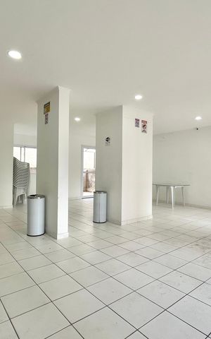 Apartamento à venda com 33m², 2 quartos e sem vaga Apartamento à venda com 33m², 2 quartos e sem vagaÁrea comum - Salão de festas