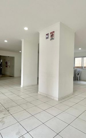 Apartamento à venda com 33m², 2 quartos e sem vaga Apartamento à venda com 33m², 2 quartos e sem vagaÁrea comum - Salão de festas