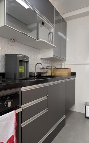 Apartamento à venda com 68m², 2 quartos e 1 vaga Apartamento à venda com 68m², 2 quartos e 1 vagaCozinha e Área de Serviço