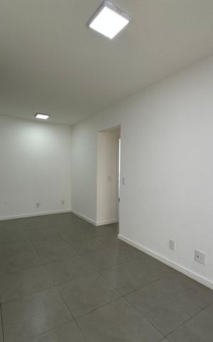 Apartamento à venda com 63m², 2 quartos e 1 vaga Apartamento à venda com 63m², 2 quartos e 1 vagaSala