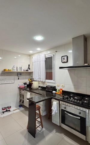 Casa de condomínio à venda com 270m², 4 quartos e 2 vagas