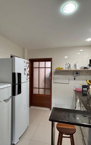 Casa de condomínio à venda com 270m², 4 quartos e 2 vagas