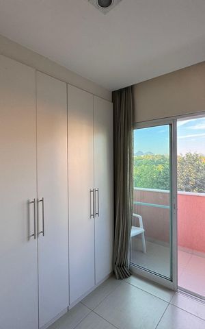 Casa de condomínio à venda com 270m², 4 quartos e 2 vagas