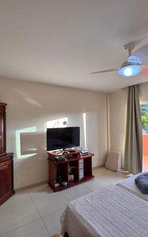 Casa de condomínio à venda com 270m², 4 quartos e 2 vagas