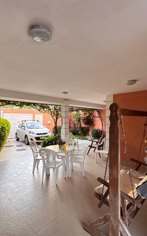 Casa de condomínio à venda com 270m², 4 quartos e 2 vagas