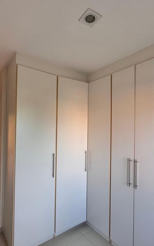 Casa de condomínio à venda com 270m², 4 quartos e 2 vagas