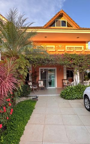 Casa de condomínio à venda com 270m², 4 quartos e 2 vagas