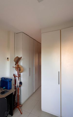 Casa de condomínio à venda com 270m², 4 quartos e 2 vagas