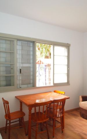 Apartamento à venda com 68m², 1 quarto e sem vagaSala