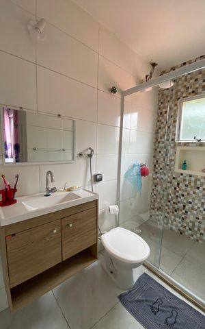 Casa à venda com 180m², 3 quartos e 2 vagas